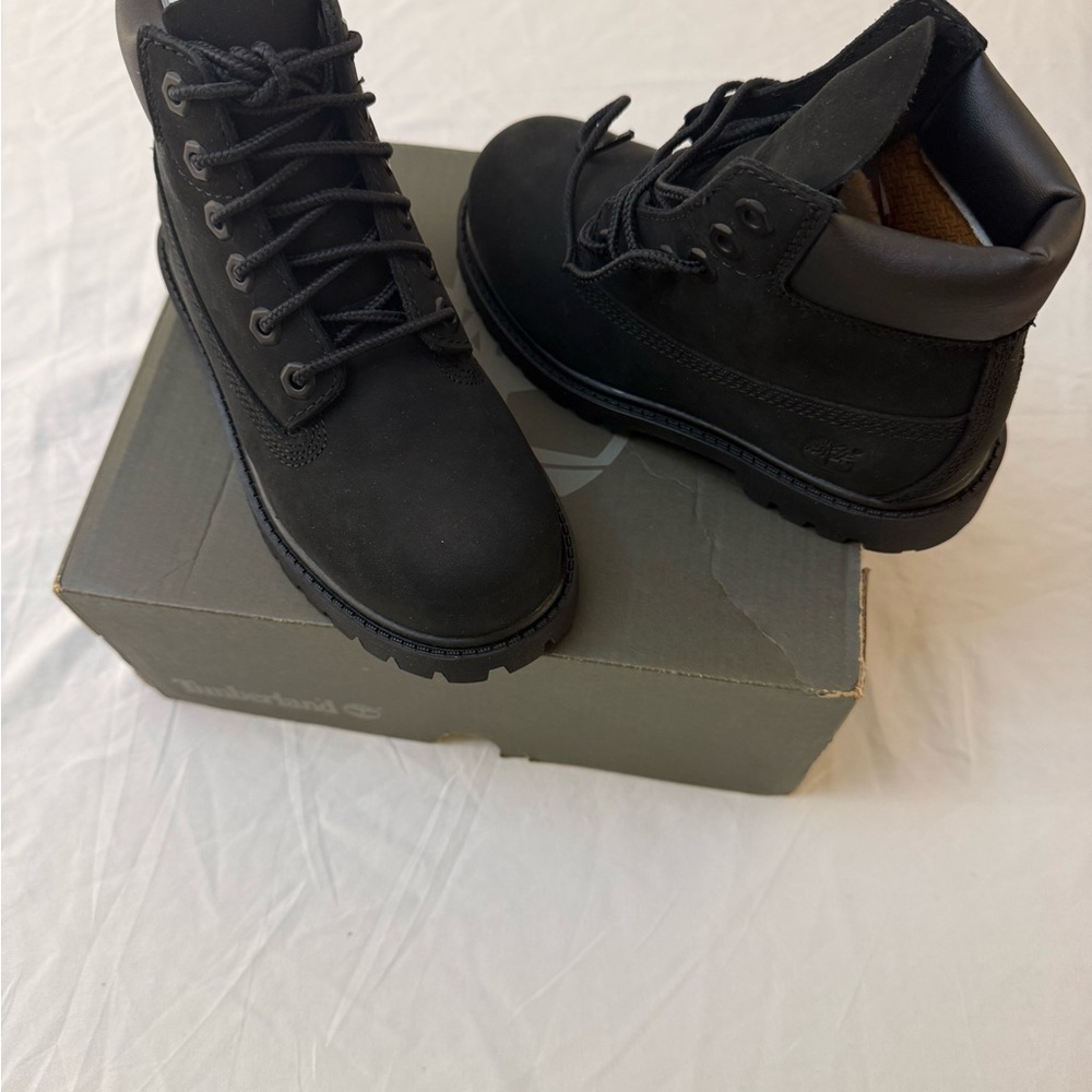 Timberland Boy’s Black Boots